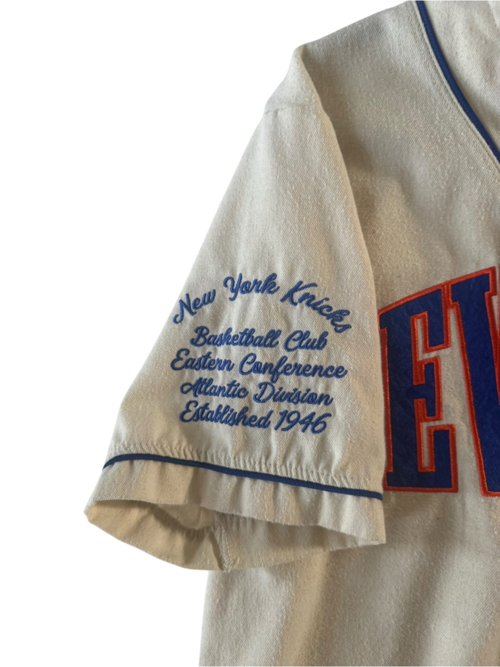 New York Knicks Men's NBA Basketball Jersey - Picture 8 of 9